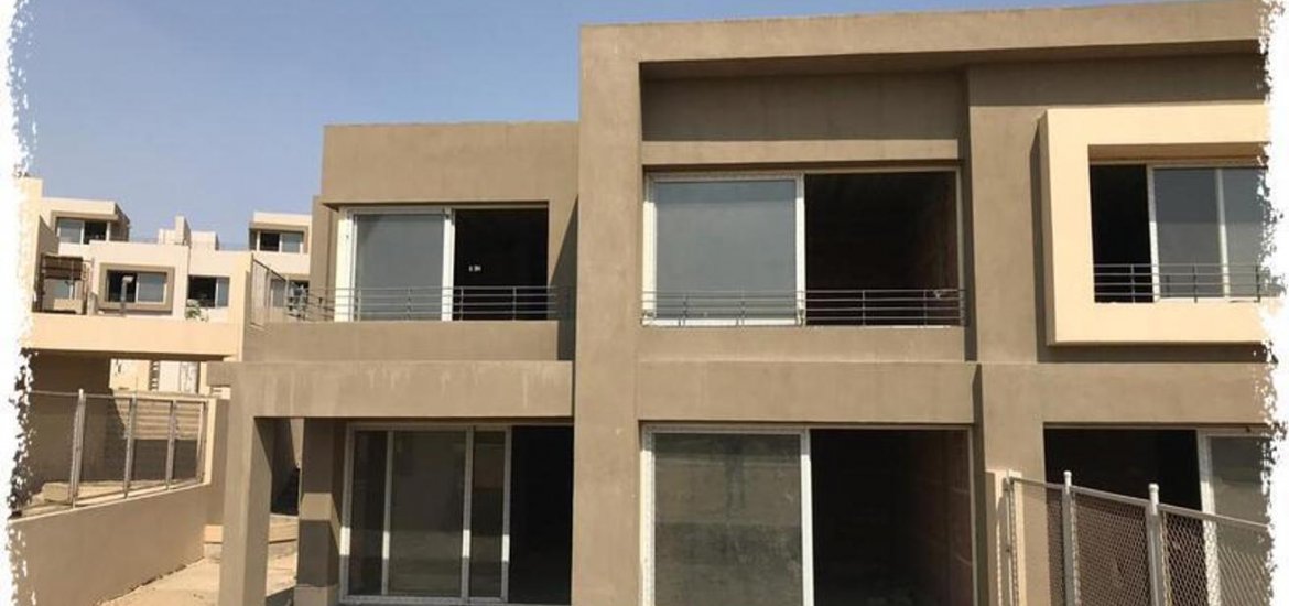 Townhouse in Cairo Alexandria Desert Road, 6th of October, Egypt, 3 bedrooms, 351 sq.m. No. 1676 - 1